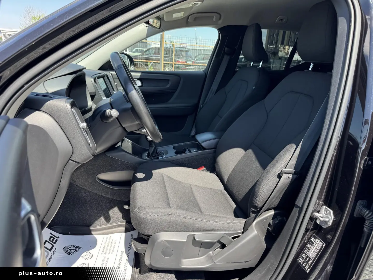 Volvo XC 40 2.0 D3 “Momentum Pro”