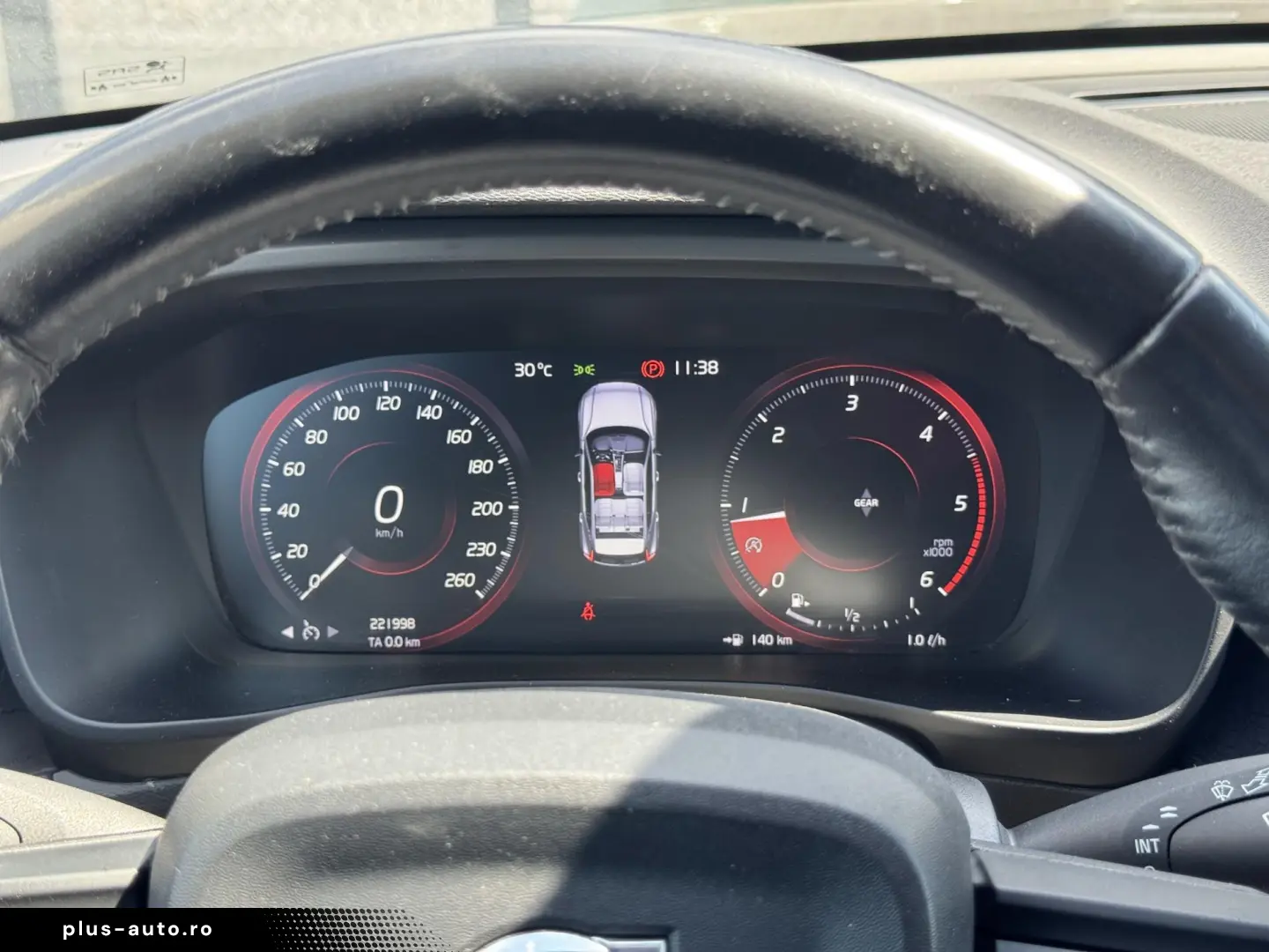 Volvo XC 40 2.0 D3 “Momentum Pro”