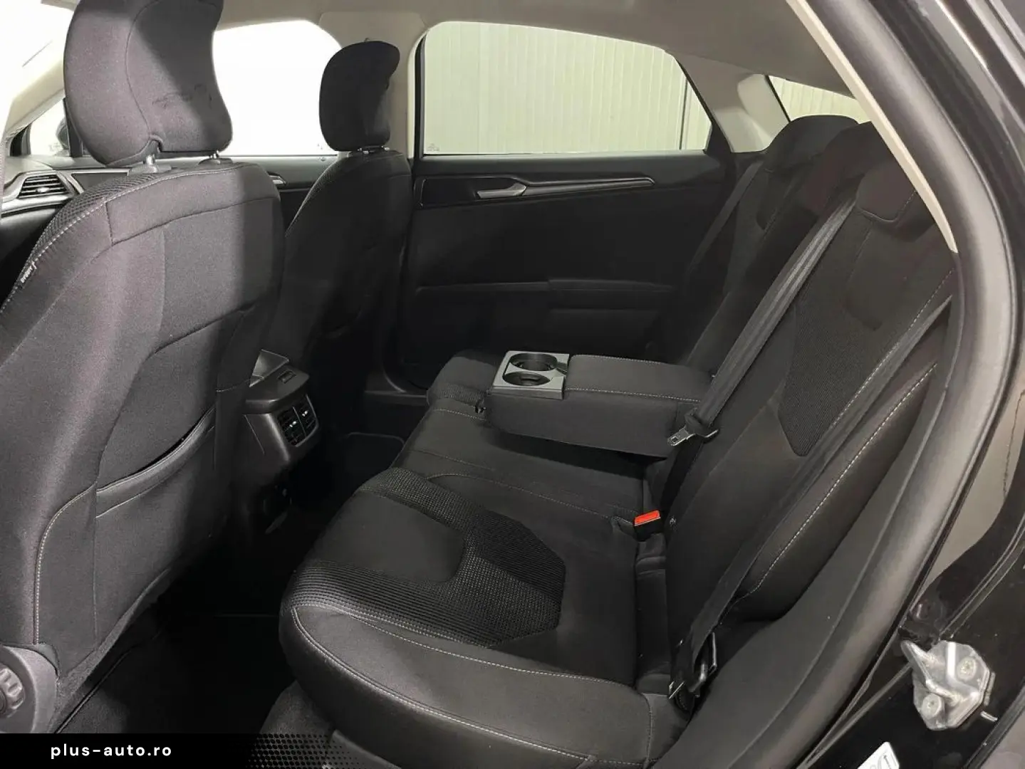 FORD Mondeo 2021 — imagine 3