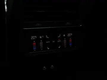 AUDI RS Q8   B&O   Matrix   AHK   HuD   Standheizung