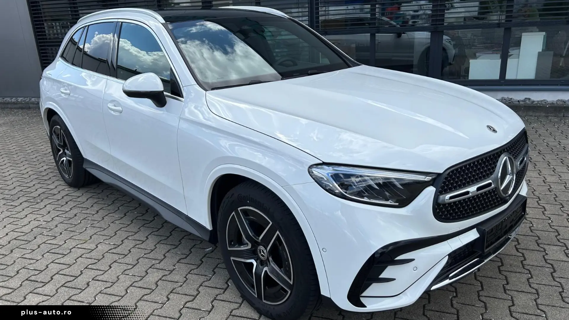 MERCEDES-BENZ GLC 220 d 4MATIC AMG LINE PANO 360