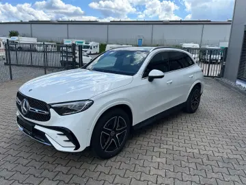 MERCEDES-BENZ GLC 220 d 4MATIC AMG LINE PANO 360