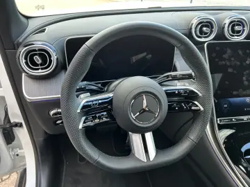 MERCEDES-BENZ GLC 220 d 4MATIC AMG LINE PANO 360