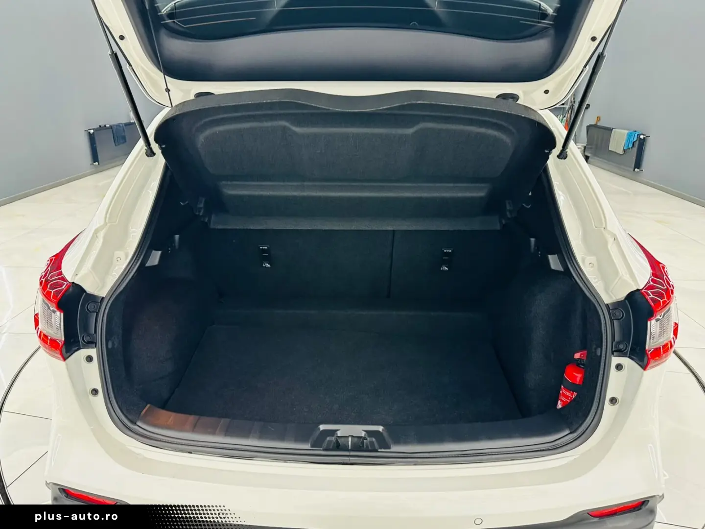 NISSAN Qashqai 2020 1.3i E6 Garantie 12 Luni Rate Avans 0 Do
