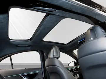 MERCEDES-BENZ E 220 d AMG LINE NIGHT PACKAGE PANO HUD