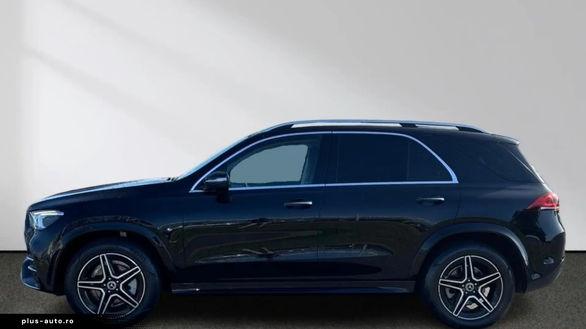 MERCEDES-BENZ GLE 300 d 4MATIC AMG LINE PANO