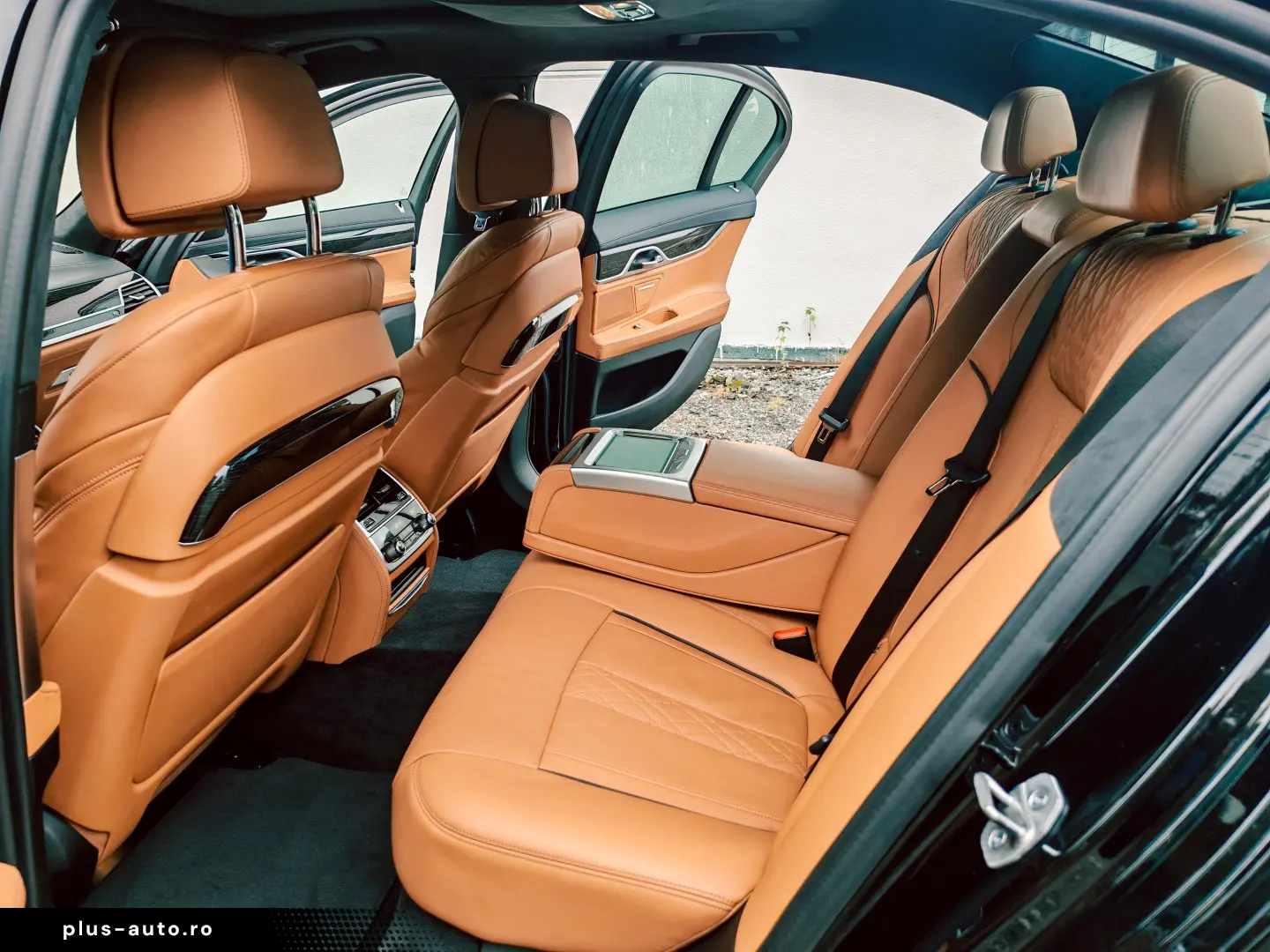 BMW 730