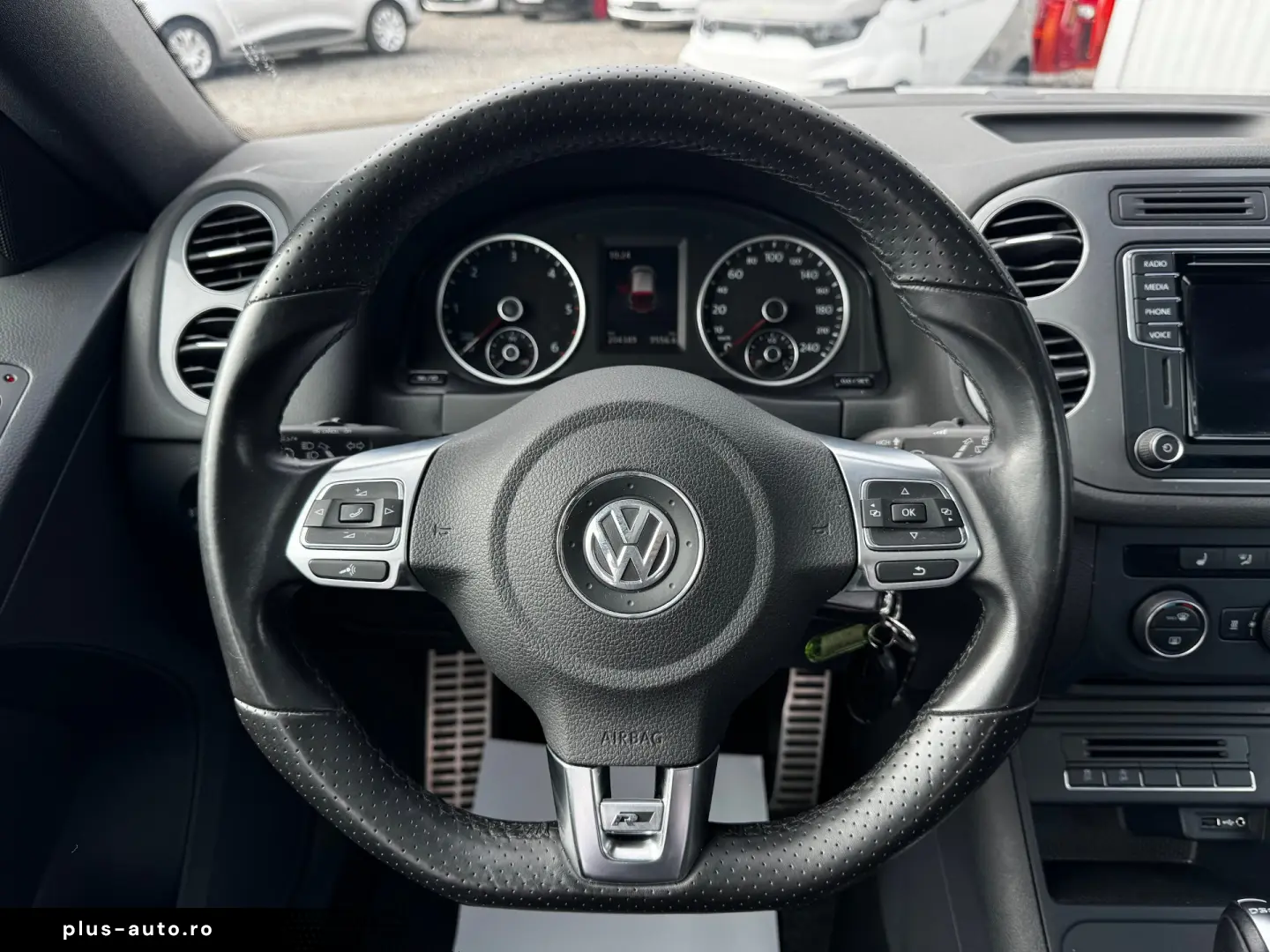Volkswagen Tiguan R Line 2.0 TDI 4Motion
