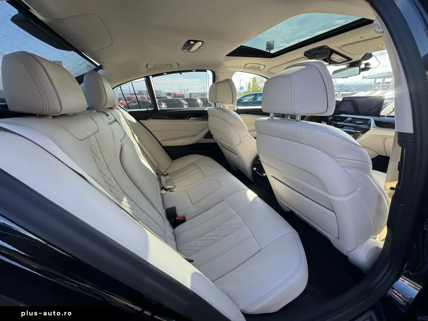BMW 545e xDrive Luxury
