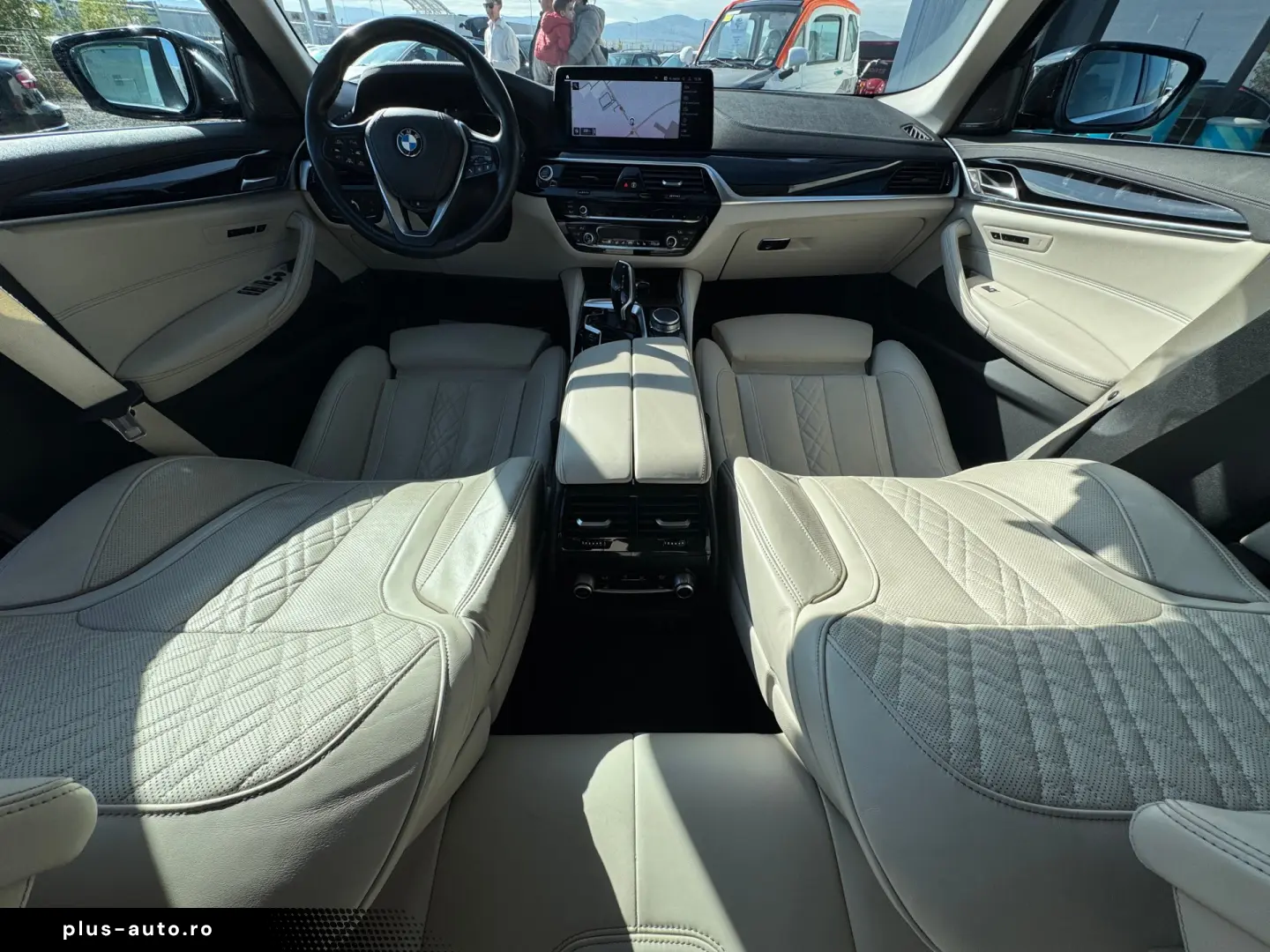 BMW 545e xDrive Luxury