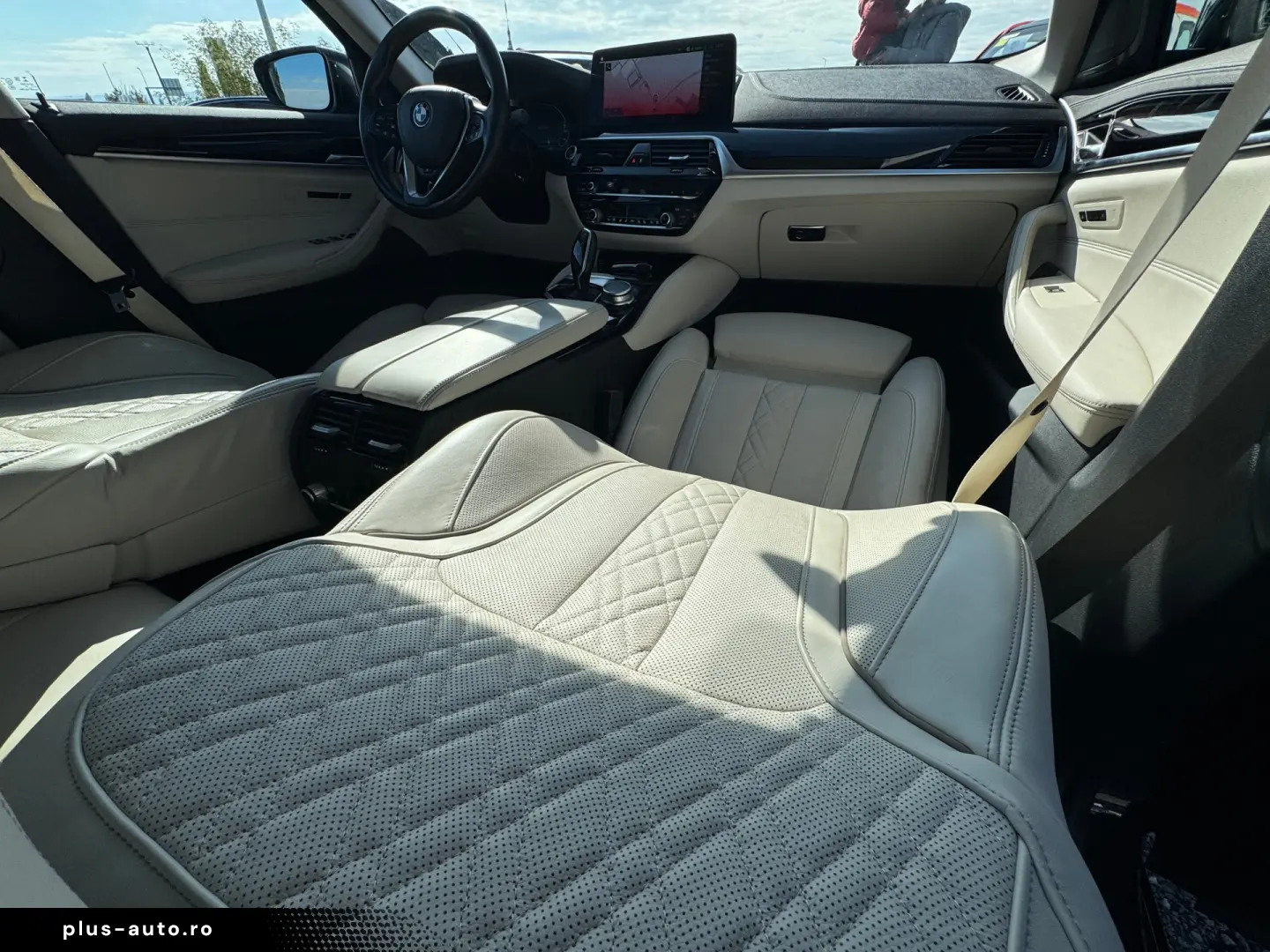 BMW 545e xDrive Luxury