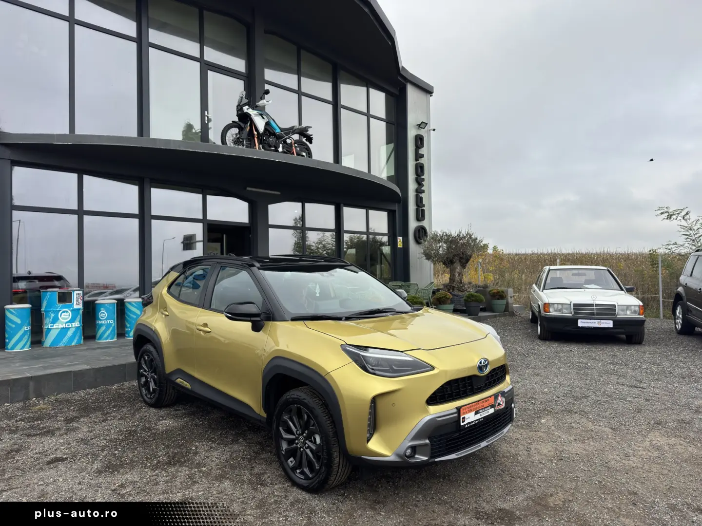 Toyota Yaris Cross Hybrid AWD-i