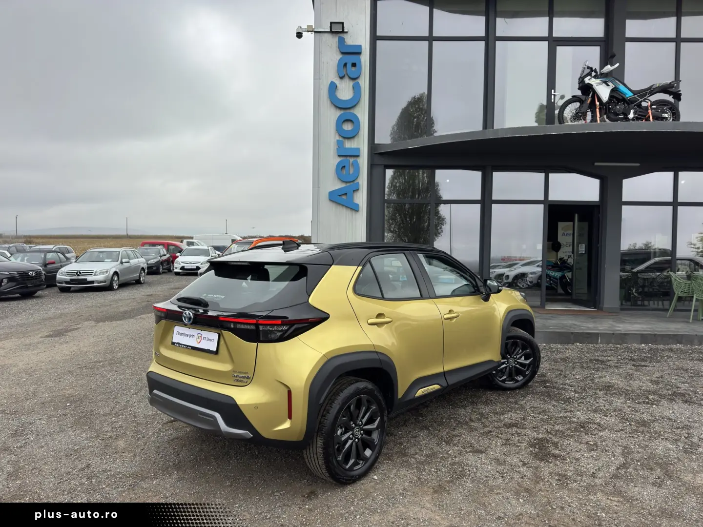 Toyota Yaris Cross Hybrid AWD-i
