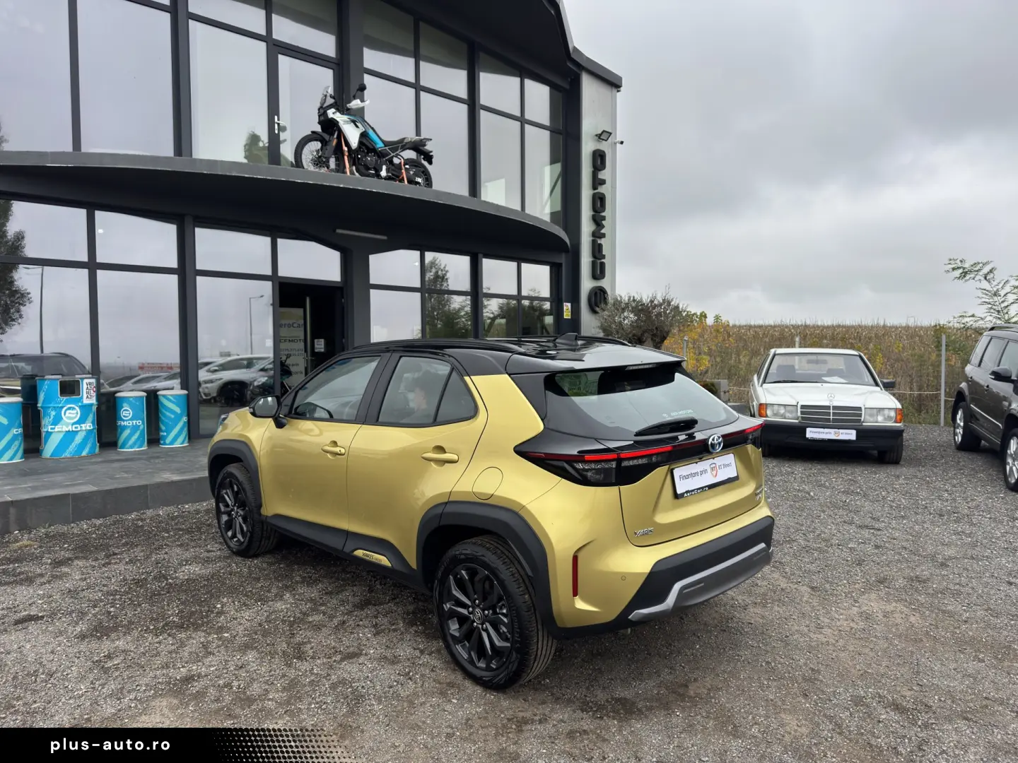 Toyota Yaris Cross Hybrid AWD-i