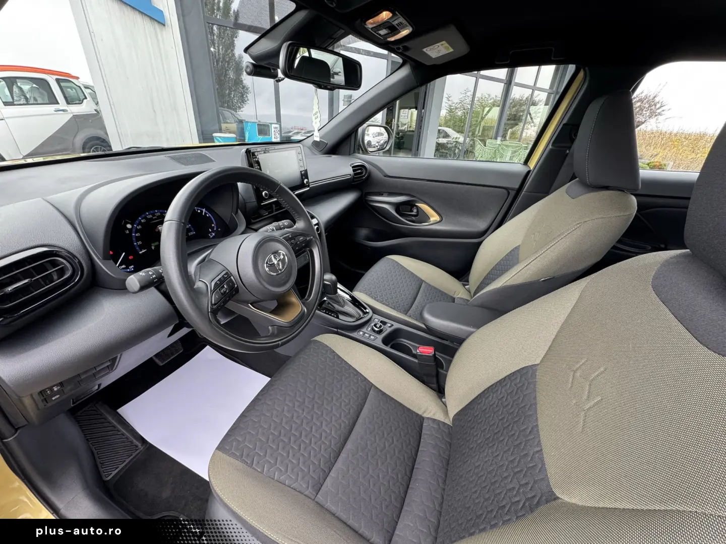 Toyota Yaris Cross Hybrid AWD-i