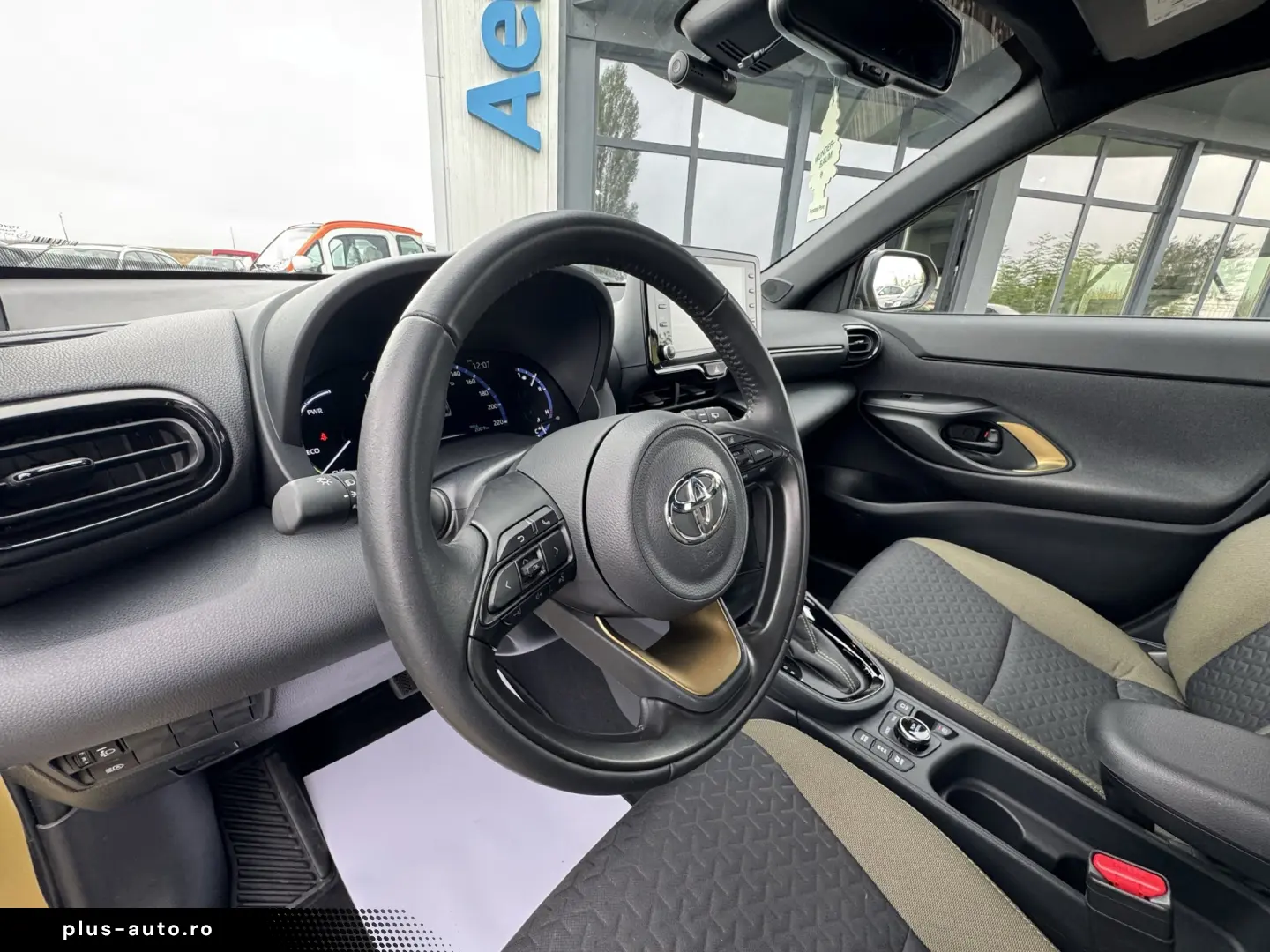 Toyota Yaris Cross Hybrid AWD-i