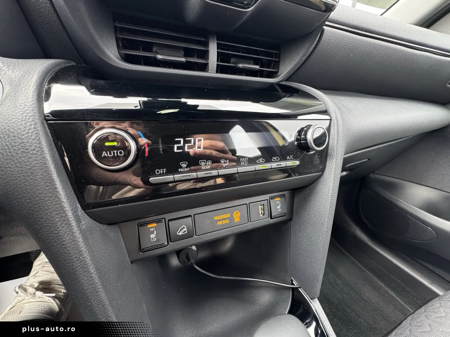 Toyota Yaris Cross Hybrid AWD-i