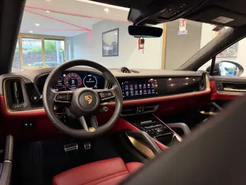 PORSCHE CAYENNE TURBO E-HYBRID PANO • HEAD-UP