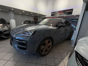 PORSCHE CAYENNE TURBO E-HYBRID PANO • HEAD-UP