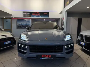 PORSCHE CAYENNE TURBO E-HYBRID PANO • HEAD-UP