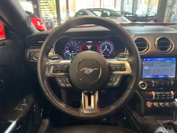 FORD MUSTANG GT FASTBACK PERFORMANCE PACK