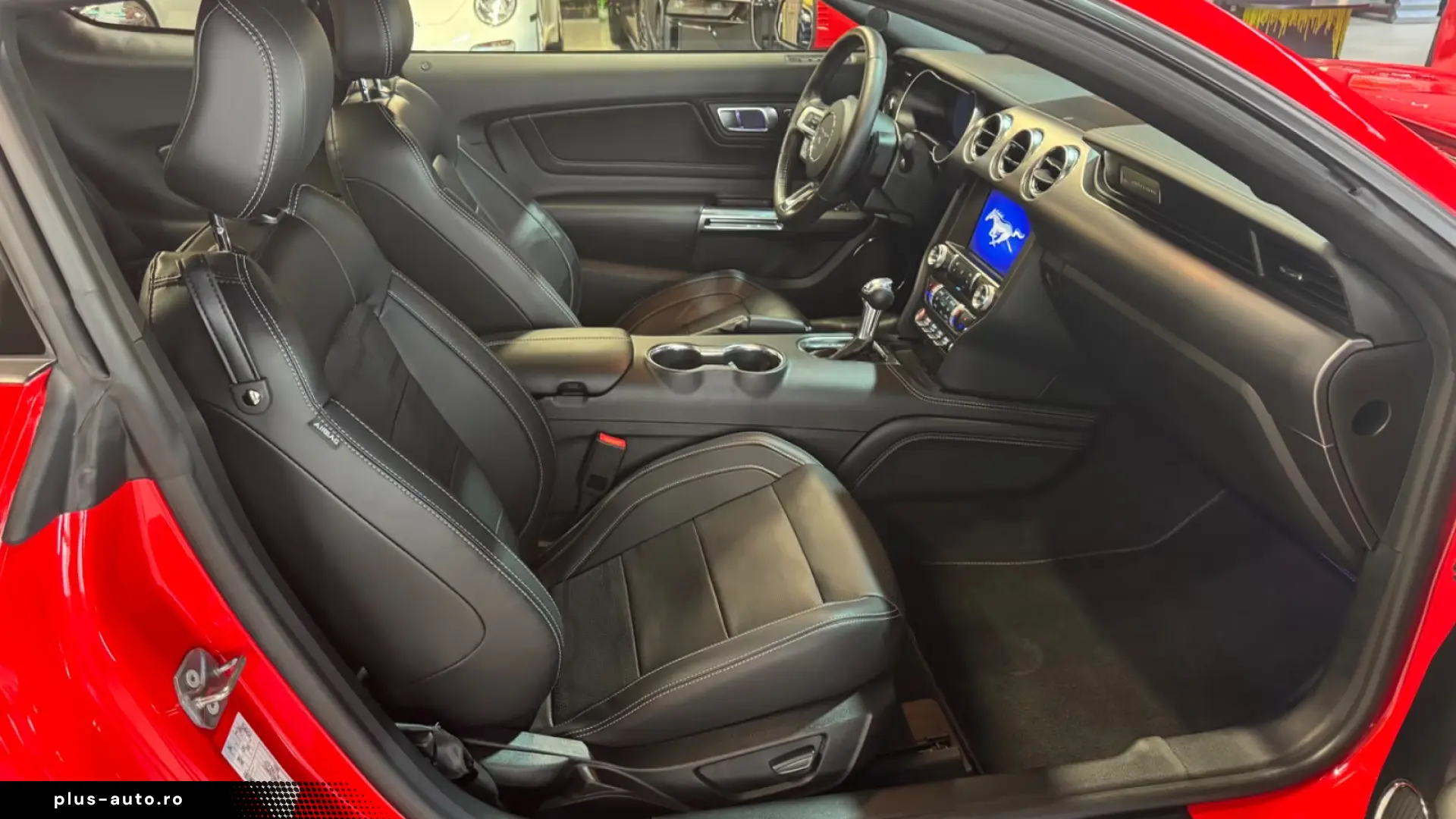 FORD MUSTANG GT FASTBACK PERFORMANCE PACK