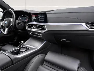 BMW X5 xDrive30d M SPORT   LASERLIGHT • PANO • VENTILAȚIE