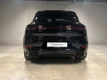 Porsche Cayenne Black Edition