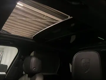Porsche Cayenne Black Edition