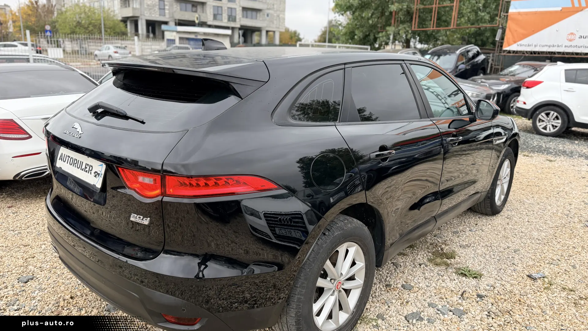 F-Pace 2.0AWD import plata partiala directa variante