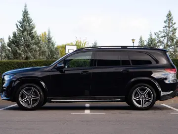 Mercedes-Benz GLS 450d AMG Line - 7 Locuri - Panoramic