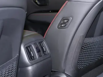HYUNDAI TUCSON Plug-In-Hybrid 4WD N-Line VOLLAUSSTATTUNG