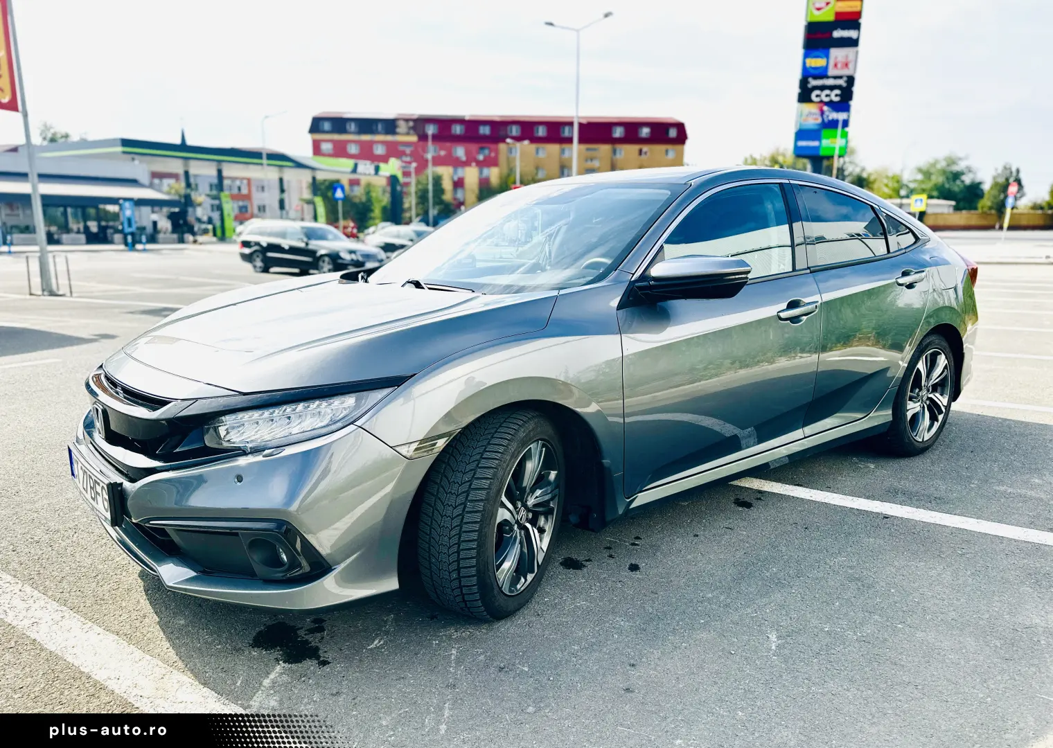 Honda Civic 1.5 VTEC Turbo 182 CP