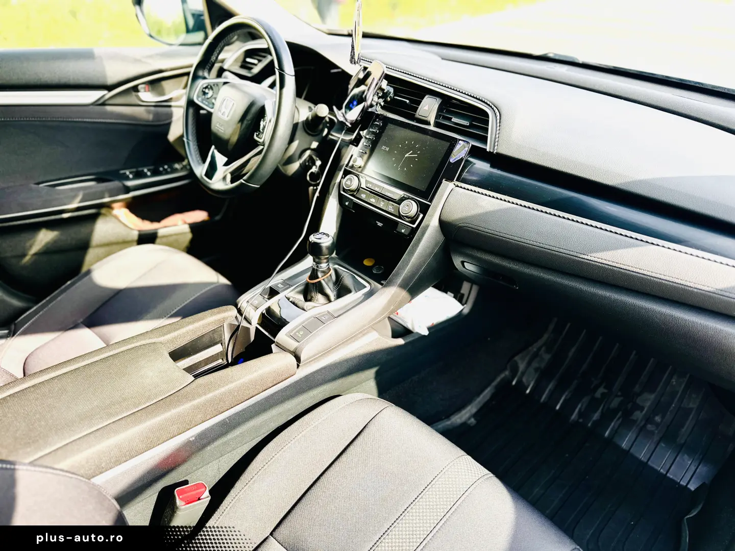 Honda Civic 1.5 VTEC Turbo 182 CP