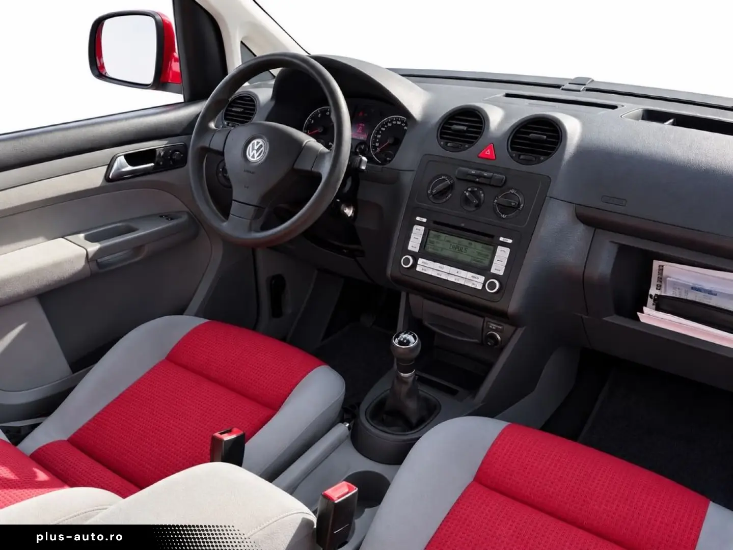 Volkswagen Caddy Life    1.6 Benzina CLASIC   2usi culisante