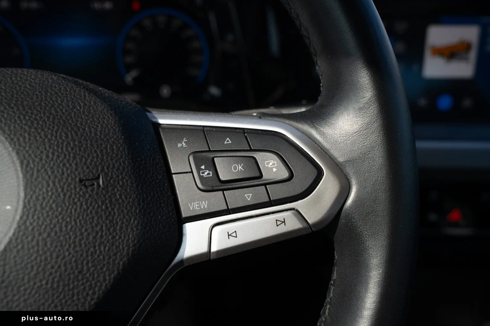 Volkswagen Golf Life 2.0 TDI DSG