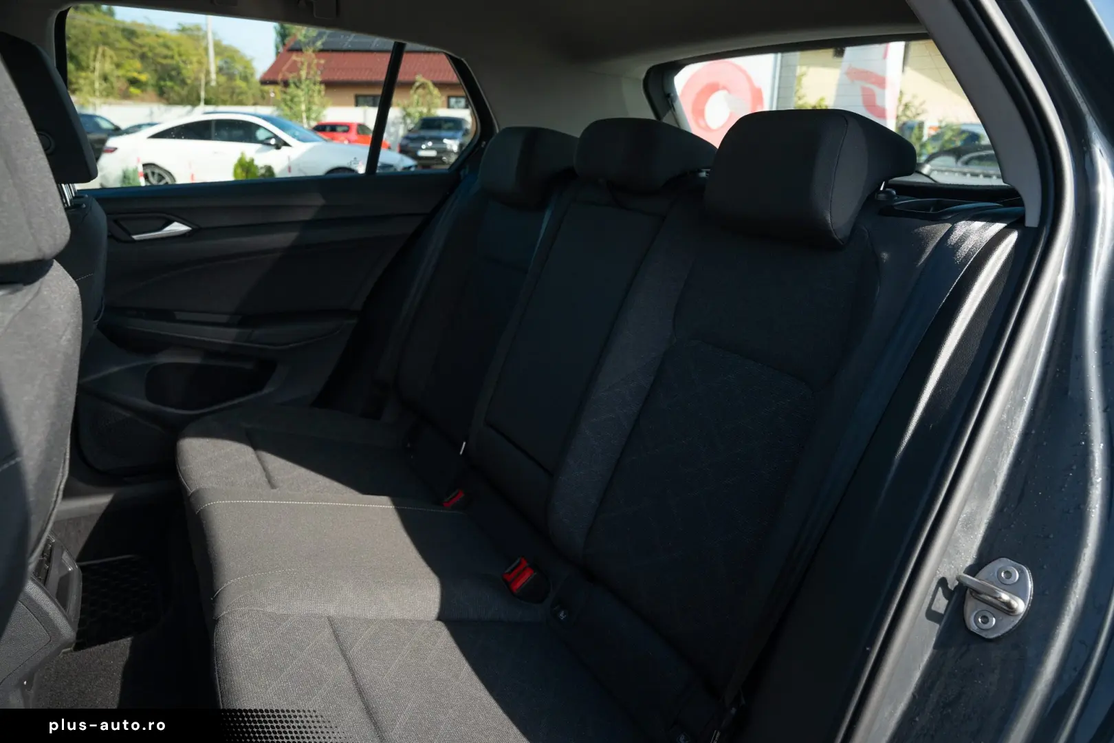 Volkswagen Golf Life 2.0 TDI DSG