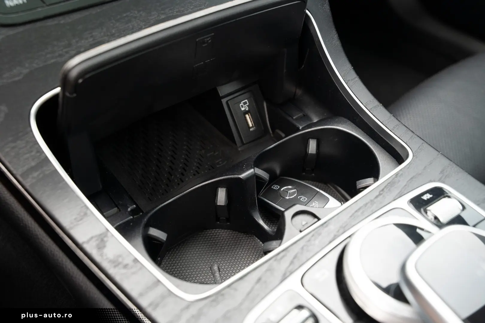Mercedes-Benz Clasa C 220 Coupe