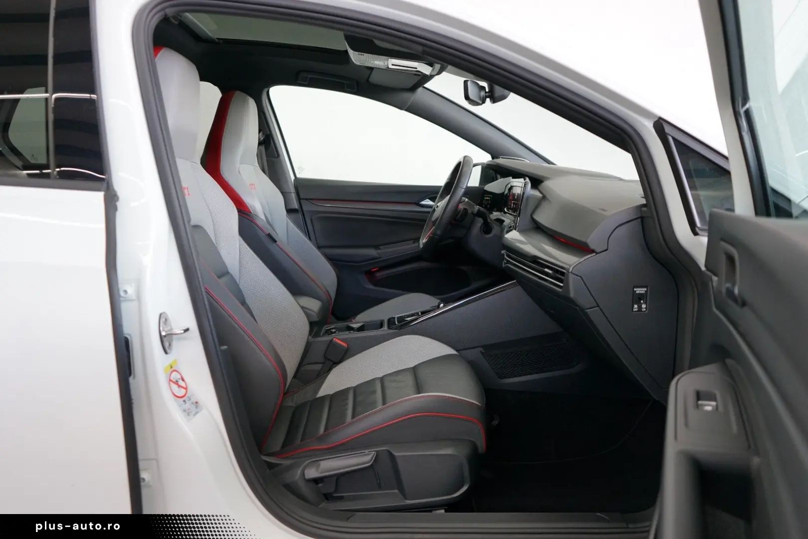 VW Golf VIII Lim. GTI Clubsport Leder Pano HeadUp