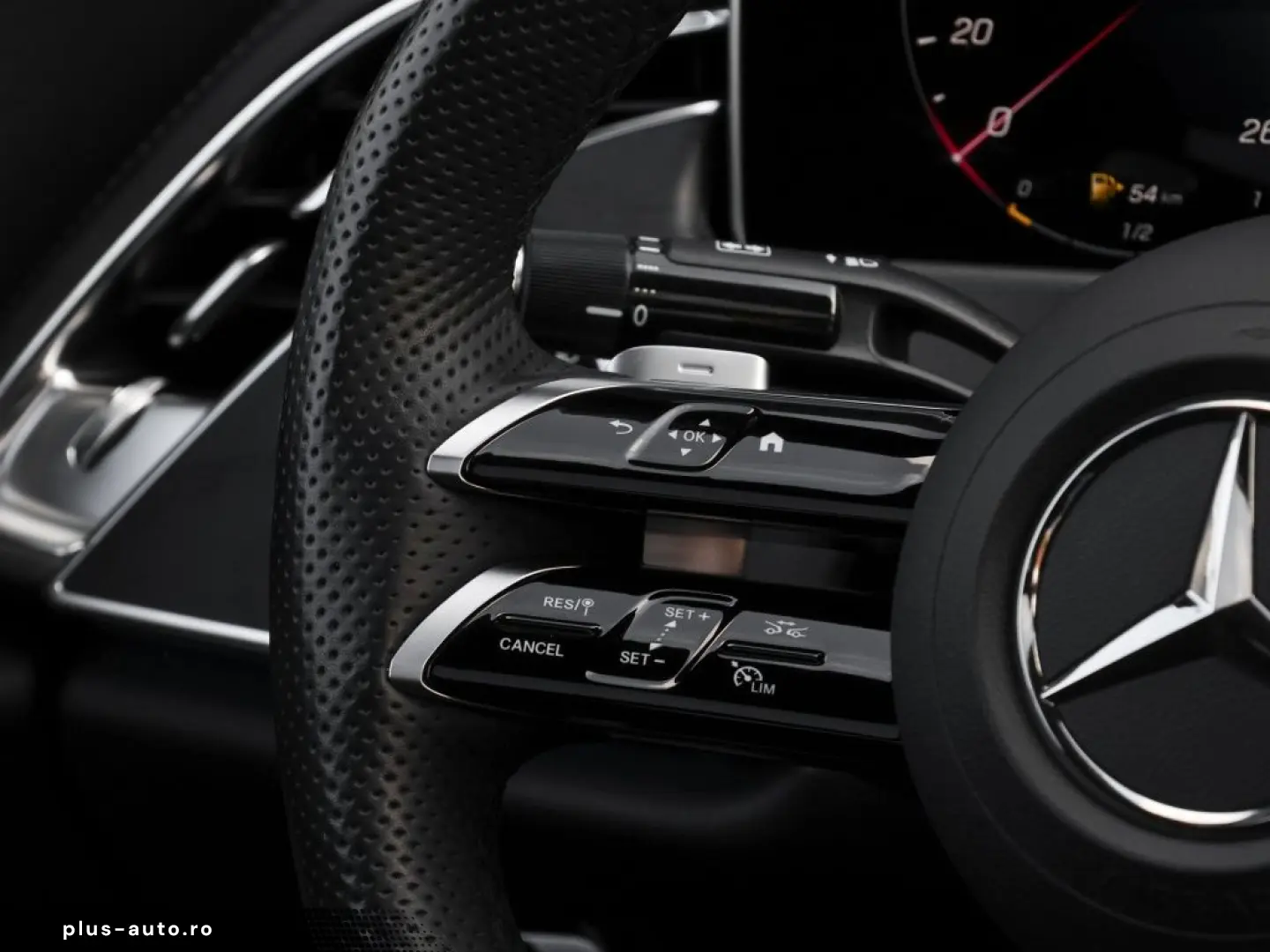 MERCEDES-BENZ E 200 4M AMG-Sport Pano Burm 360 DIGITAL Night