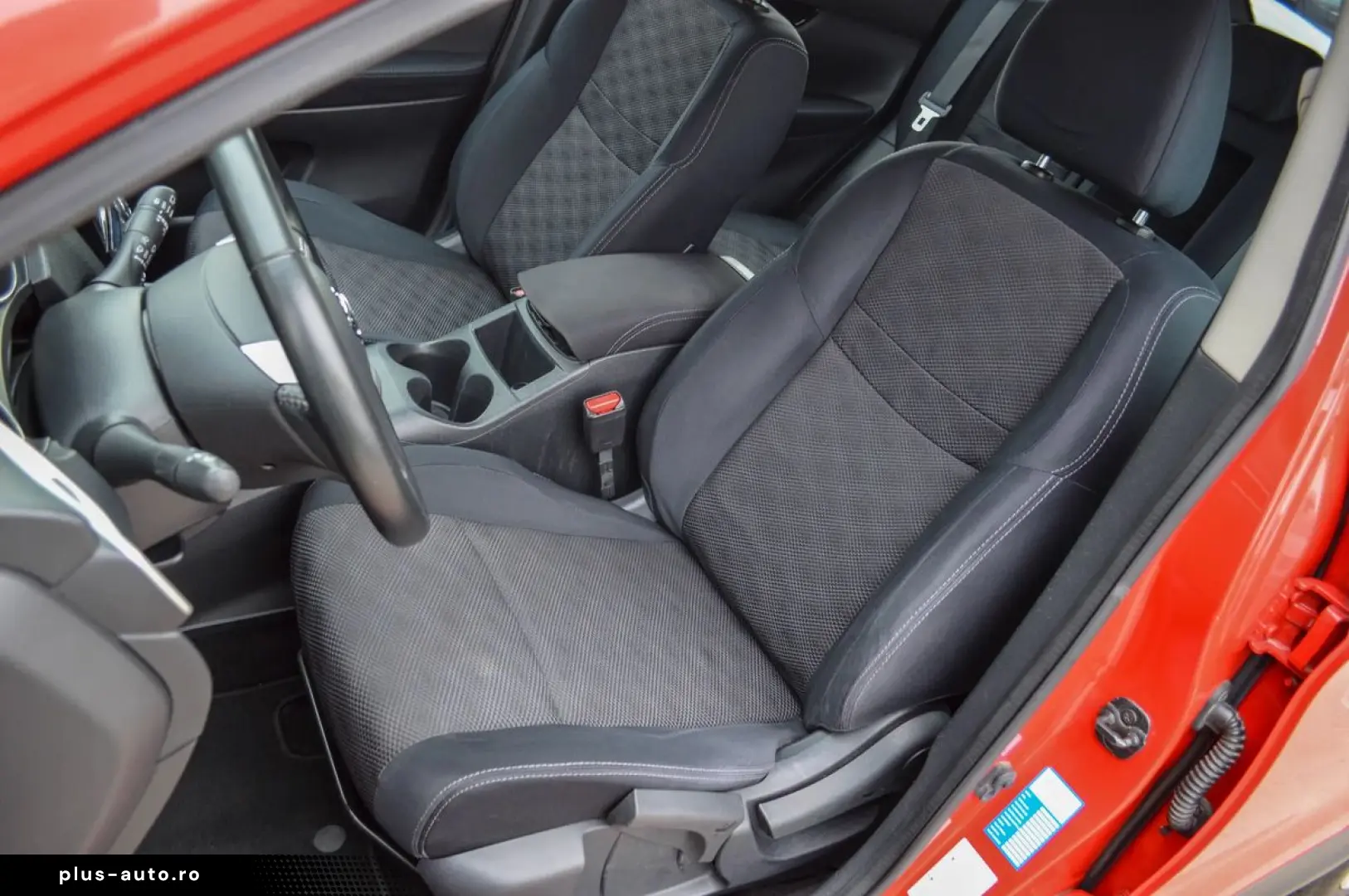 2015 Nissan Qashqai 1.6 dCi 130CP Automat N-Connecta   Rate