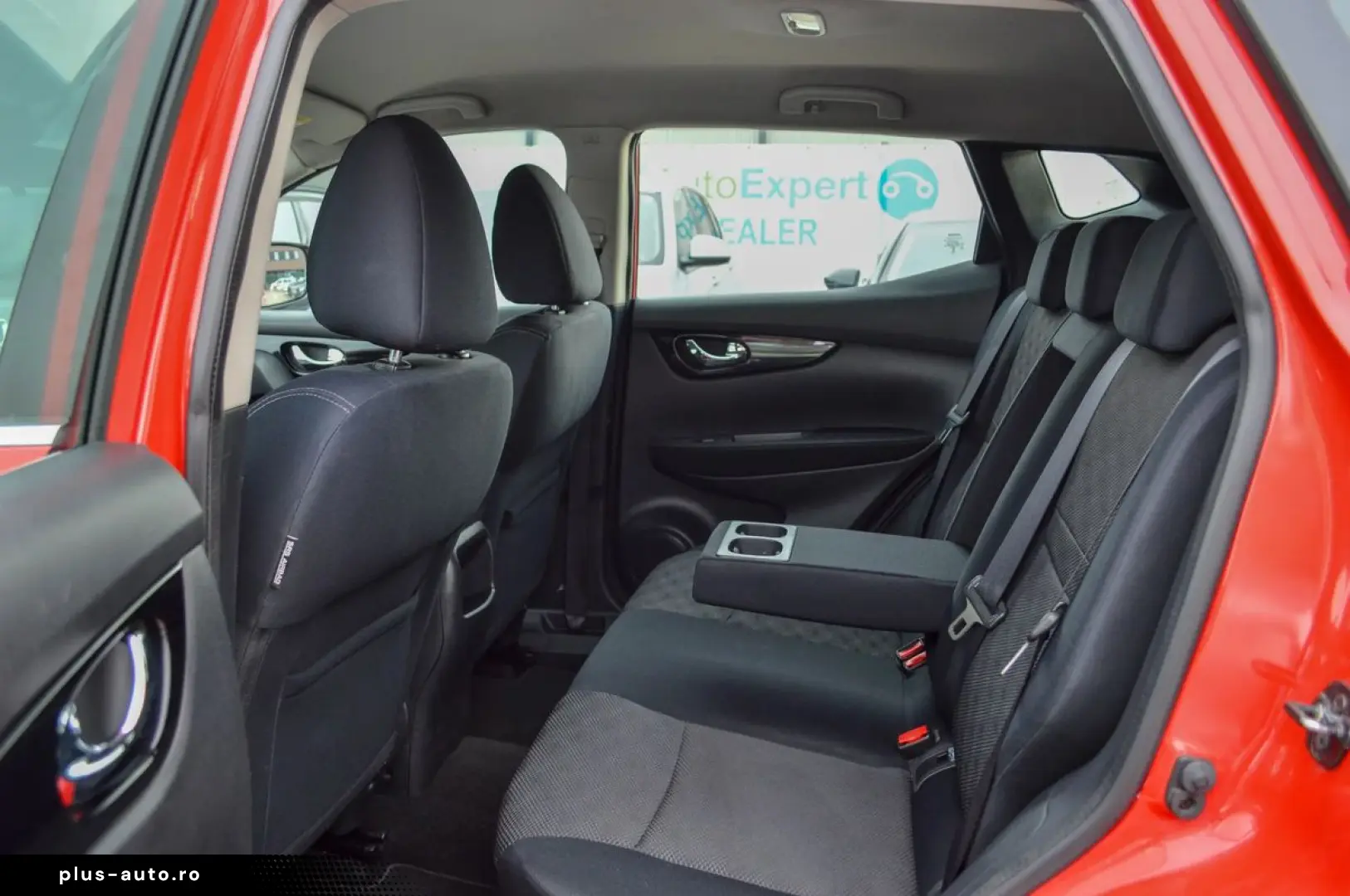 2015 Nissan Qashqai 1.6 dCi 130CP Automat N-Connecta   Rate