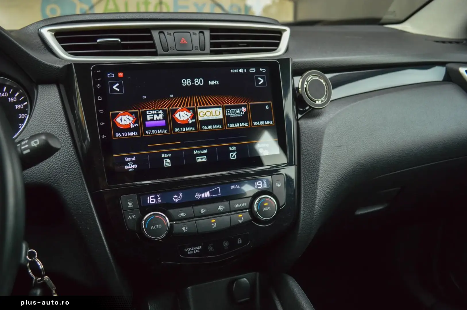 2015 Nissan Qashqai 1.6 dCi 130CP Automat N-Connecta   Rate