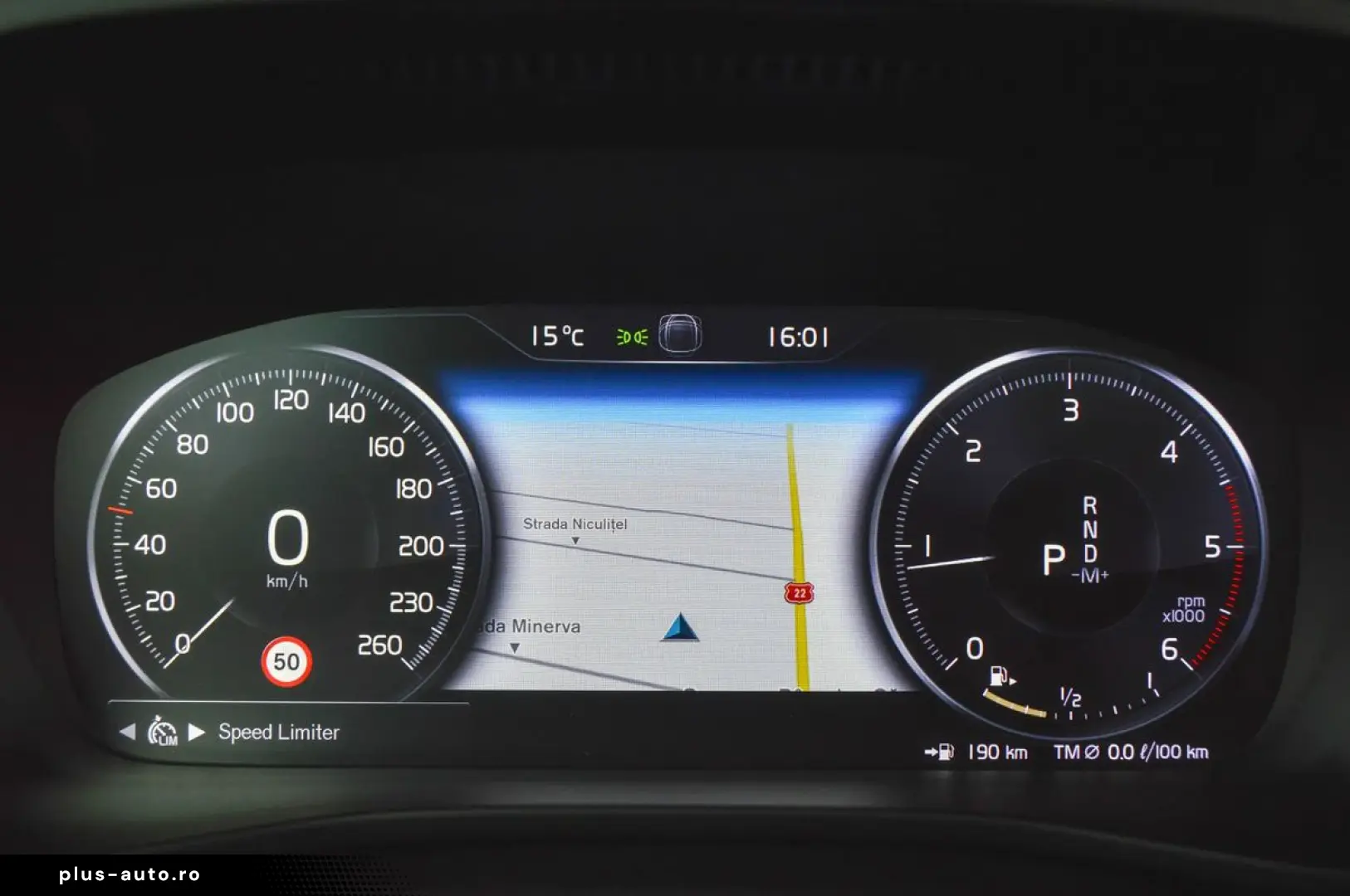 VOLVO XC40 2020 — imagine 13