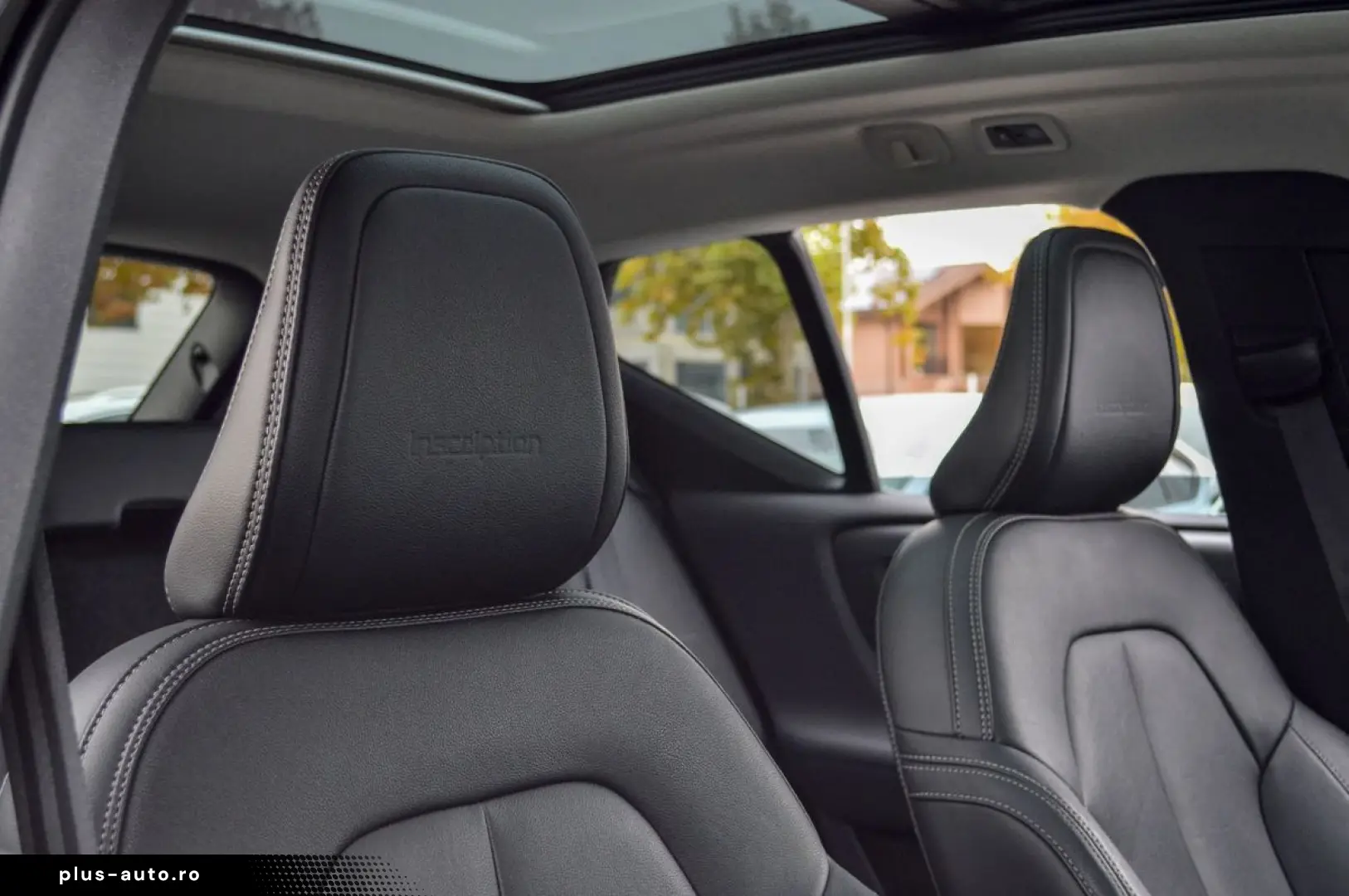 VOLVO XC40 2020 — imagine 33