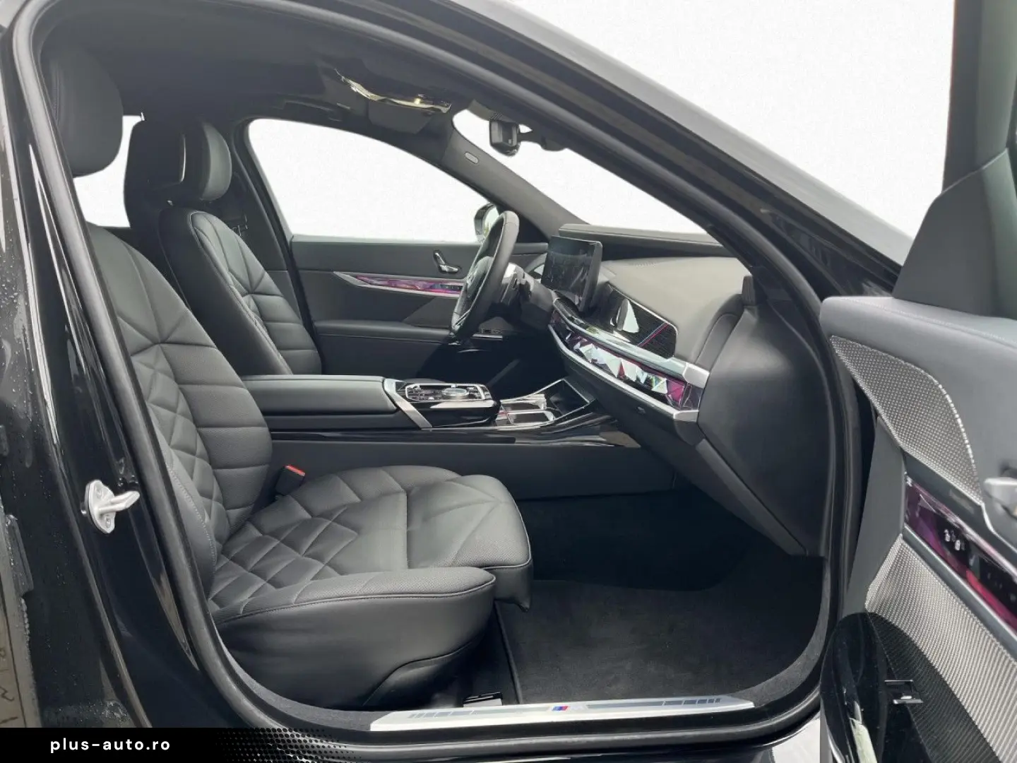 BMW 740d xD M Sport TV – B& W – Direcție integrală