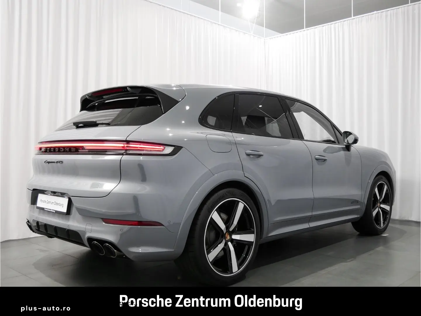 PORSCHE Cayenne GTS Pano Luftfed BOSE Sport-Design-Paket