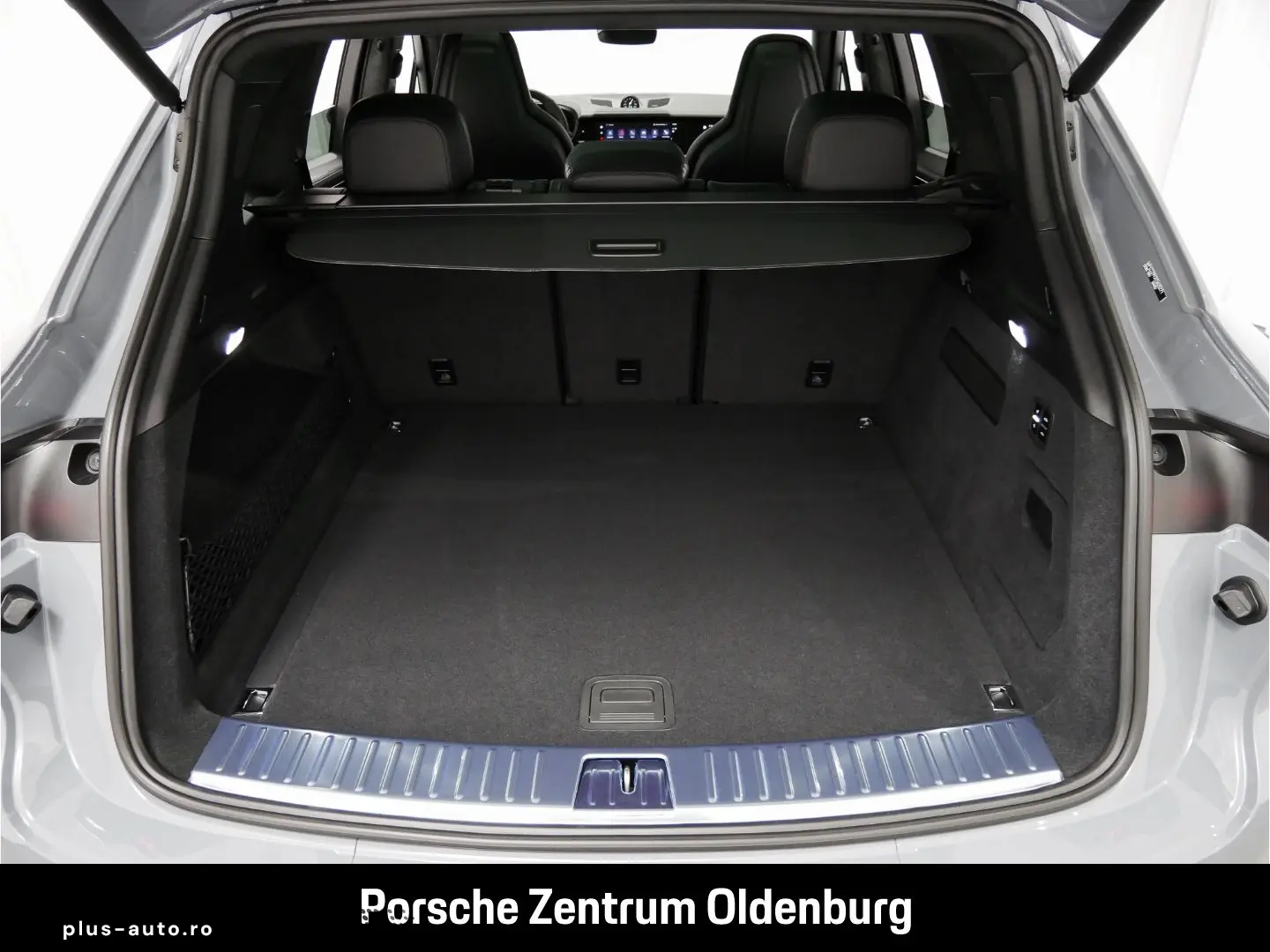 PORSCHE Cayenne GTS Pano Luftfed BOSE Sport-Design-Paket