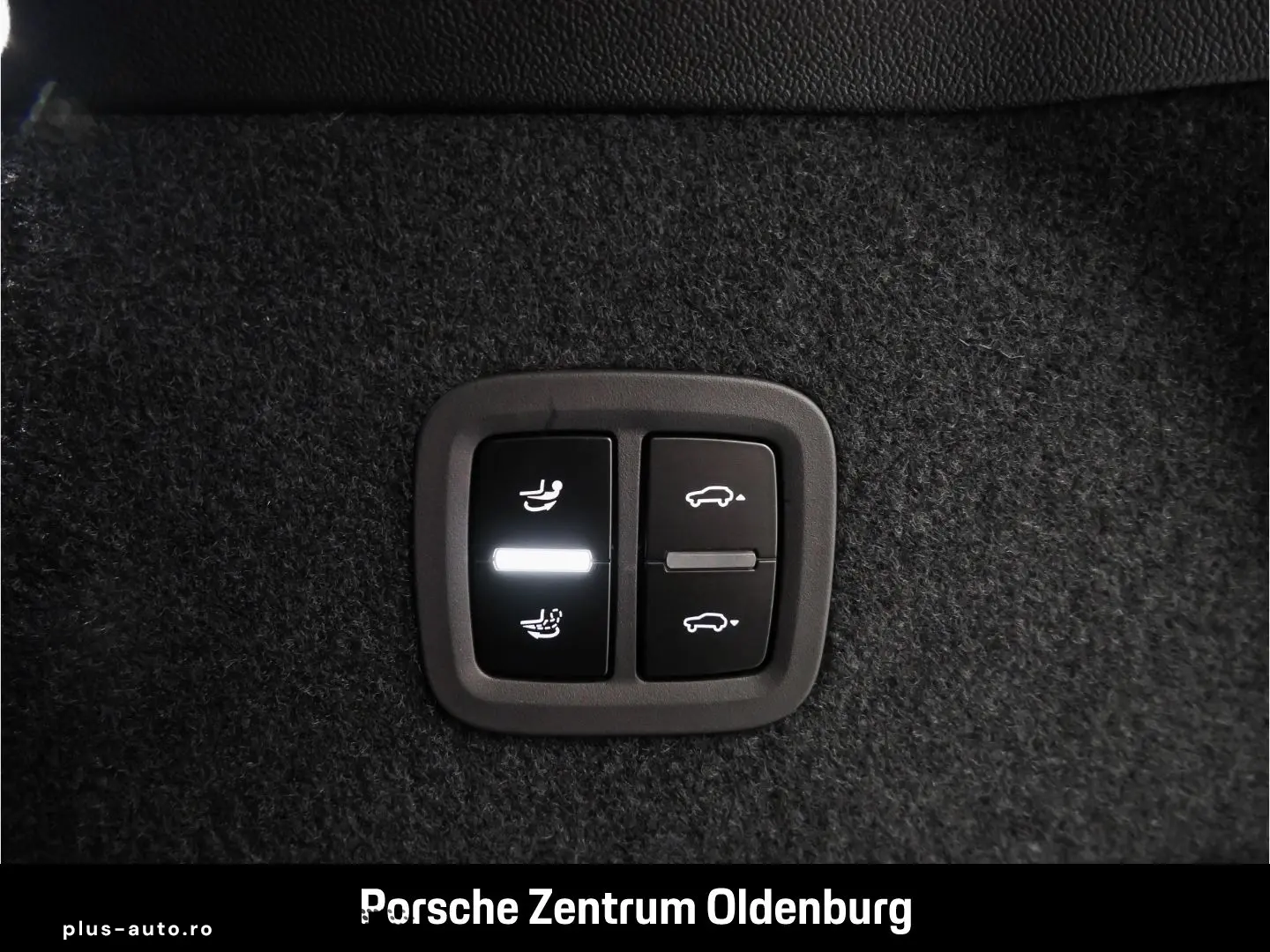 PORSCHE Cayenne GTS Pano Luftfed BOSE Sport-Design-Paket