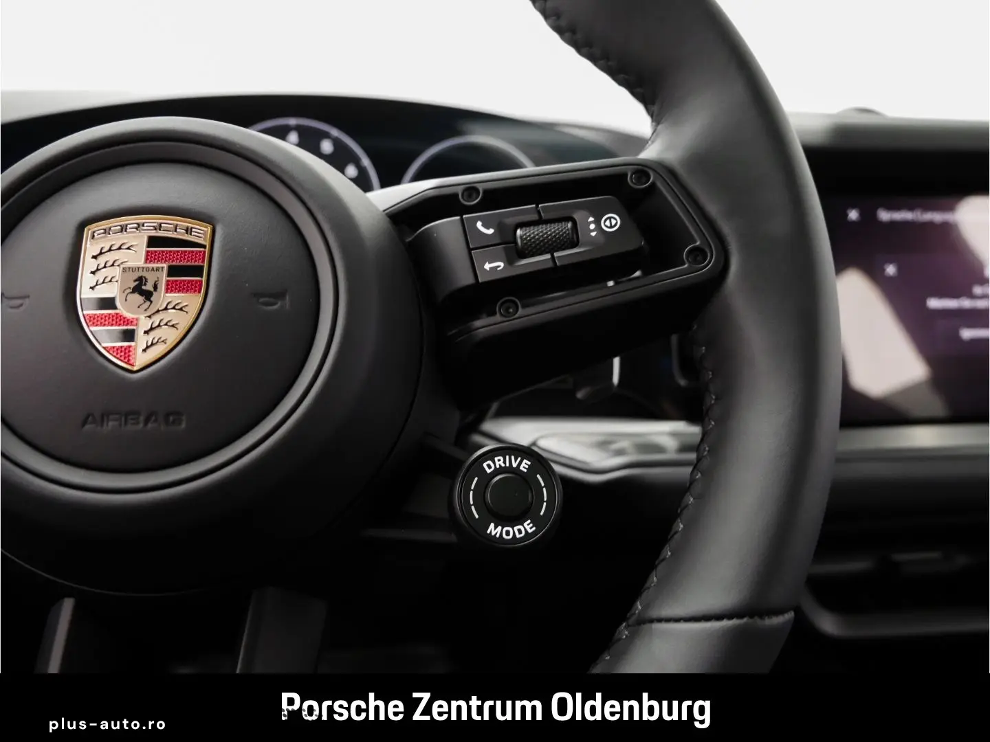 PORSCHE Cayenne GTS Pano Luftfed BOSE Sport-Design-Paket